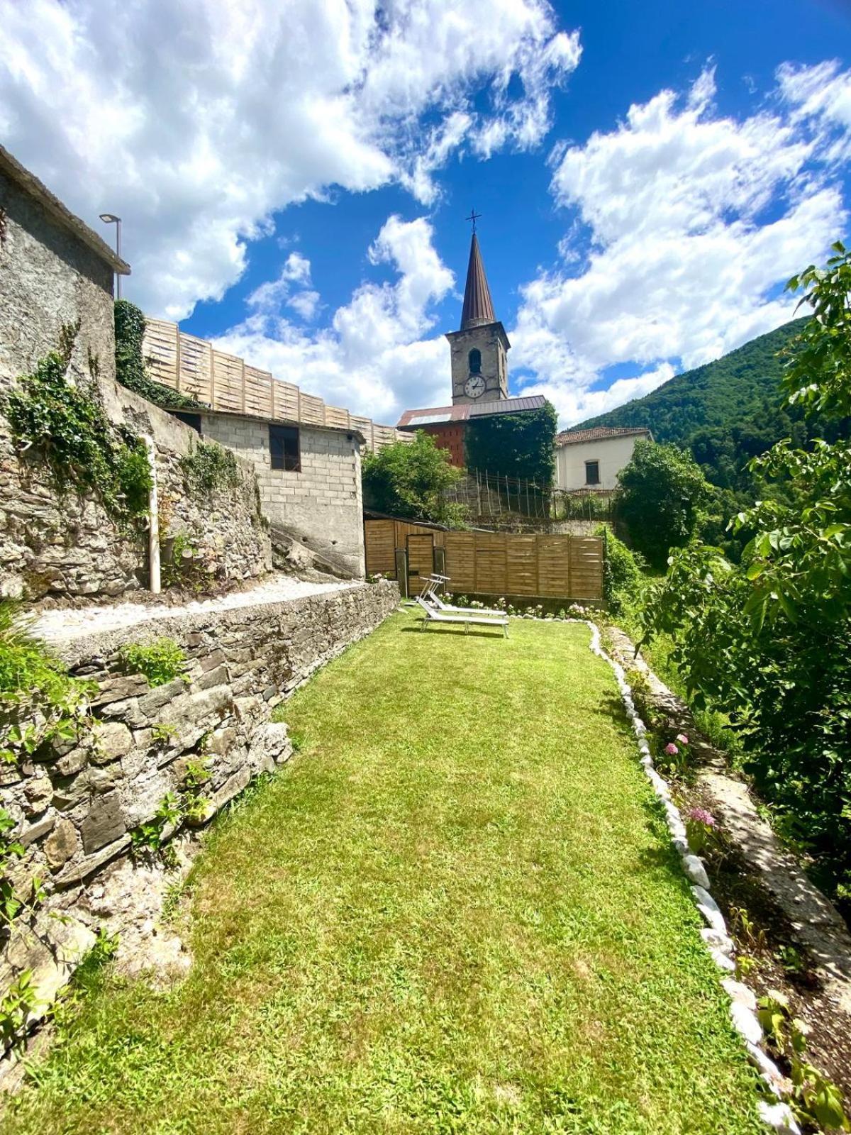 Casa *